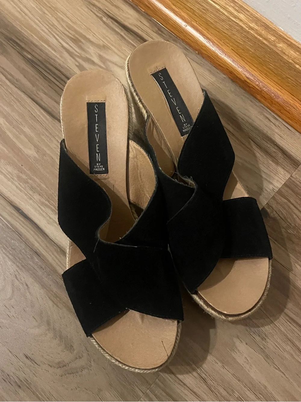 Steve Madden Black Leather & Suede Platform Sandals